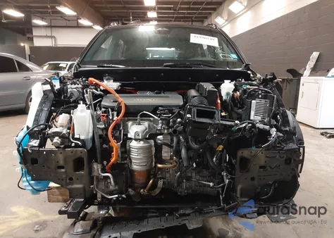 2025 Honda Cr-V Hybrid Sport Touring z USA, uszkodzony, nr VIN 5J6RS6H92SL022276